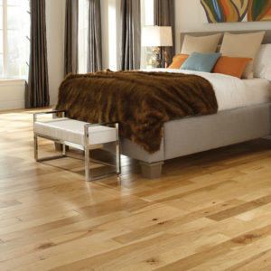 Tradition-Hickory-Natural-Room_900x600.jpg